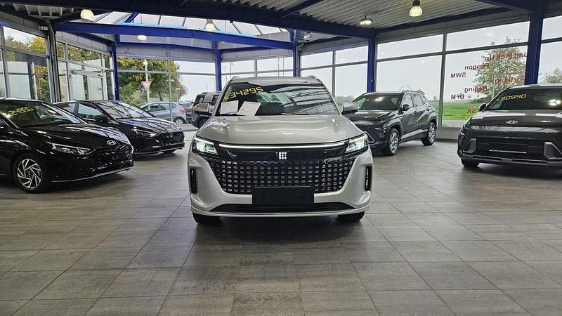 Neu DFSK E5 177 PS (130 kW) 2025 Schwarz SUV