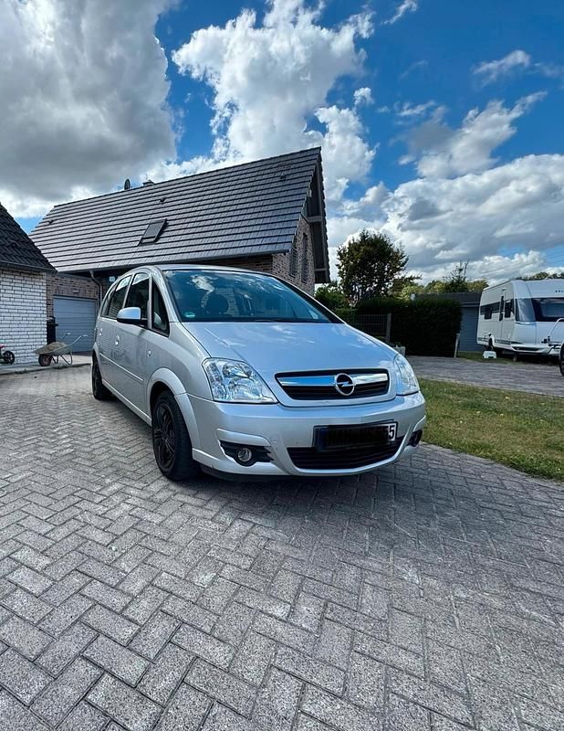 Silber Gebraucht 2008 Opel Meriva Van / Kleinbus | 850 € (Superpreis) - Bild 1/4