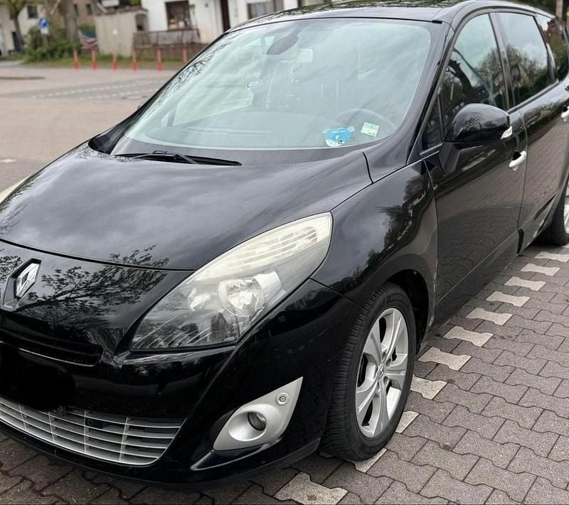 Gebraucht Renault Scénic III Dynamique 150 PS (110 kW) 2010 Schwarz Van / Kleinbus