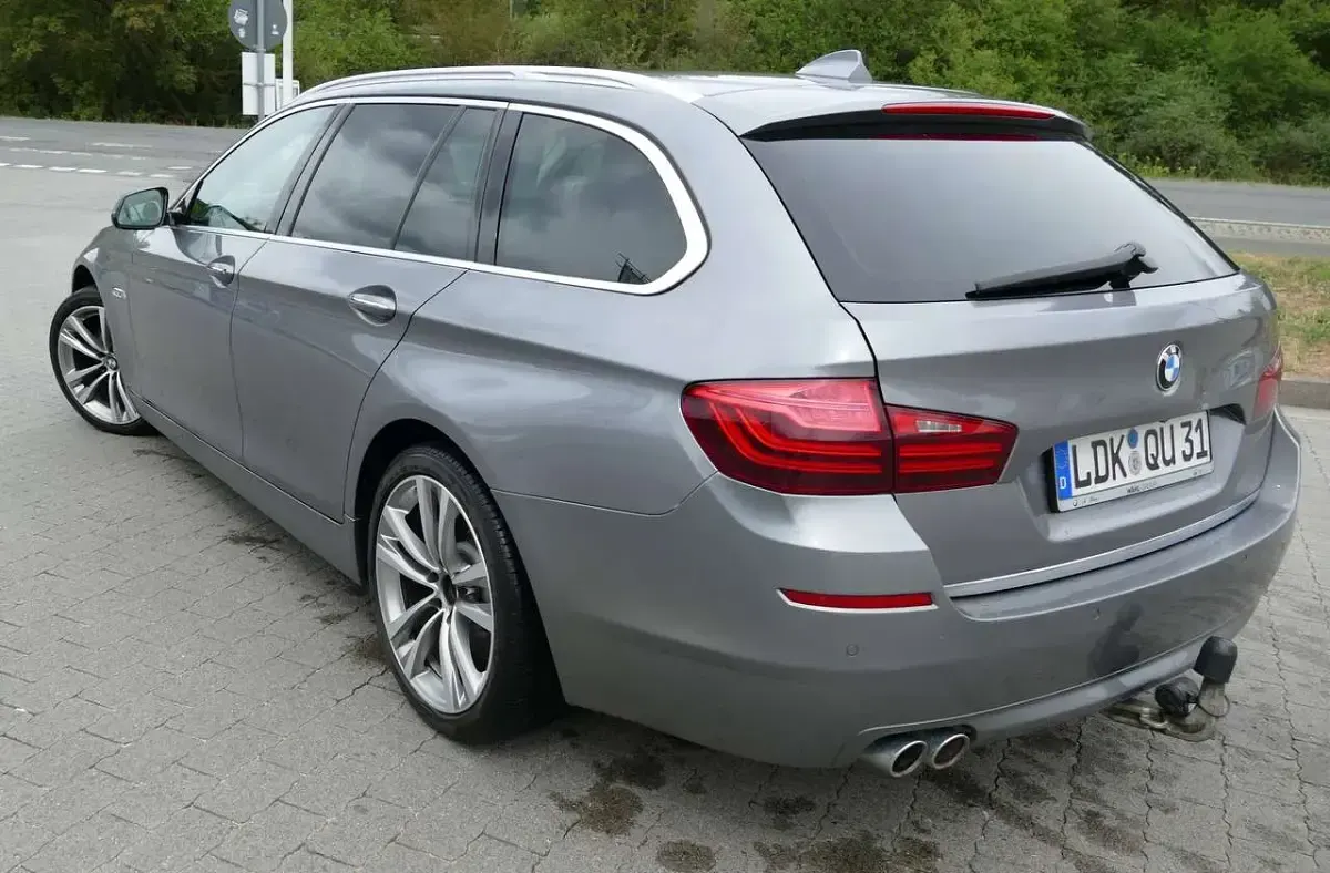 Gebraucht BMW 530 Luxury Line 258 PS (189 kW) 2017 Grau Kombi