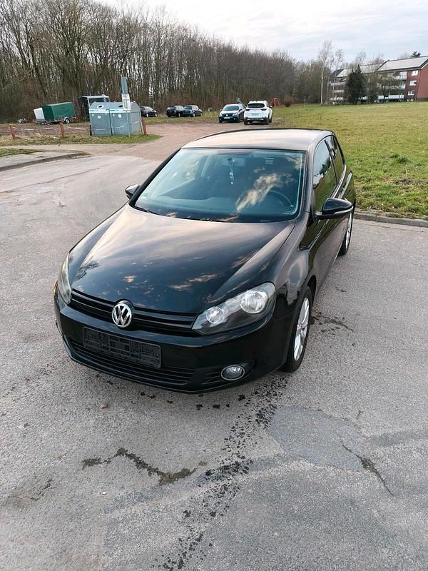Gebraucht VW Golf 102 PS (75 kW) 2011 Schwarz Coupé