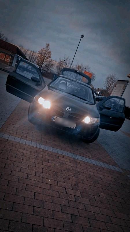 Schwarz Gebraucht 2005 Nissan Almera Coupé | 1.100 € - Bild 1/4