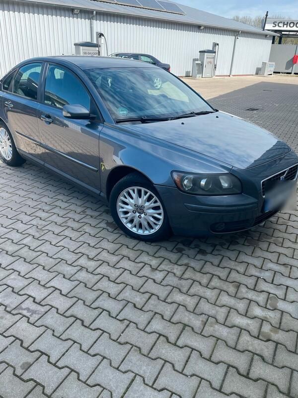 Schwarz Gebraucht 2004 Volvo S40 Limousine | 2.800 € (Etwas zu teuer) - Bild 1/4
