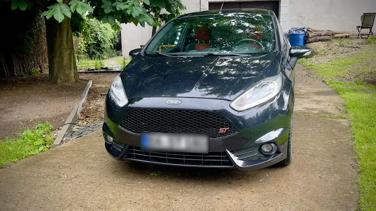 Gebraucht Ford Fiesta ST 182 PS (133 kW) 2013 Schwarz Kleinwagen