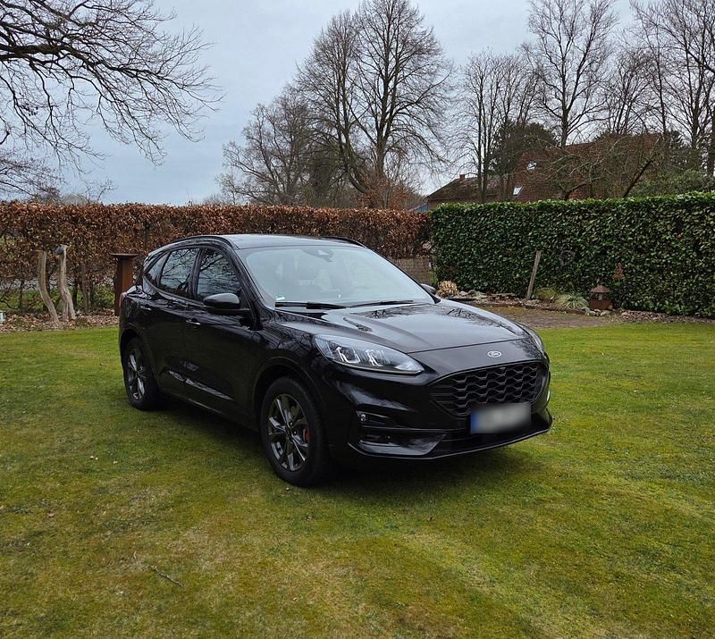 Gebraucht Ford Kuga ST-Line 224 PS (164 kW) 2021 Schwarz SUV