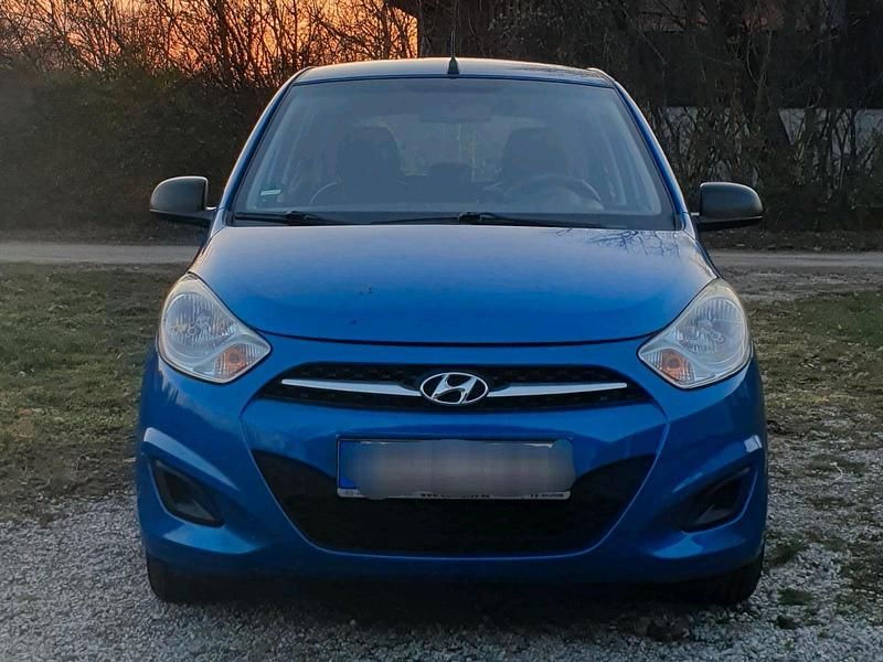 Blau Gebraucht 2011 Hyundai i10 Classic Kleinwagen | 3.600 € (Fairer Preis) - Bild 1/4