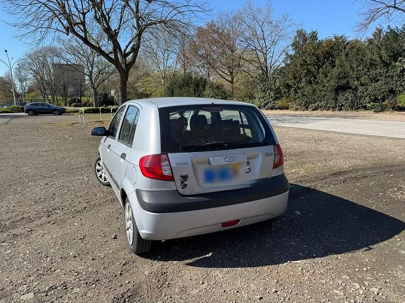 Gebraucht Hyundai Getz 67 PS (49 kW) 2008 Silber Kleinwagen