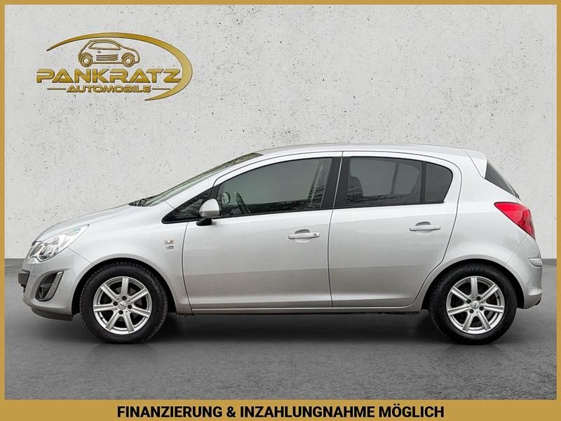 Gebraucht Opel Corsa 101 PS (74 kW) 2012 Argon silber/ice silver (m2) Kleinwagen