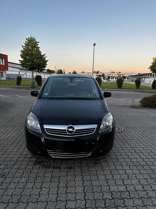Schwarz Gebraucht 2010 Opel Zafira Van / Kleinbus | 1.650 € (Guter Preis) - Bild 1/4