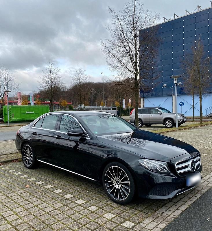 Brugt Mercedes E220 194 HK (142 kW) 2016 Sort Sedan