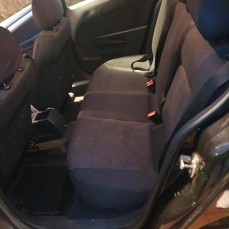 Gebraucht Opel Astra 116 PS (85 kW) 2008 Schwarz Kleinwagen