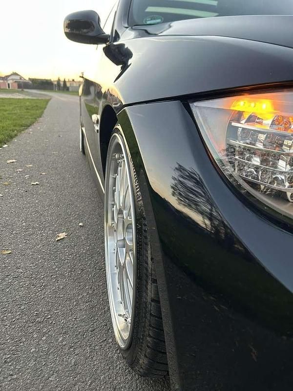 Gebraucht BMW 330 Sport Line 272 PS (200 kW) 2012 Kombi