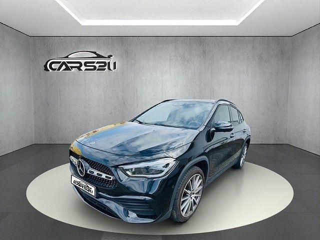 Kosmosschwarz Gebraucht 2021 Mercedes GLA250 AMG line SUV | 37.390 € (Teuer) - Bild 1/4