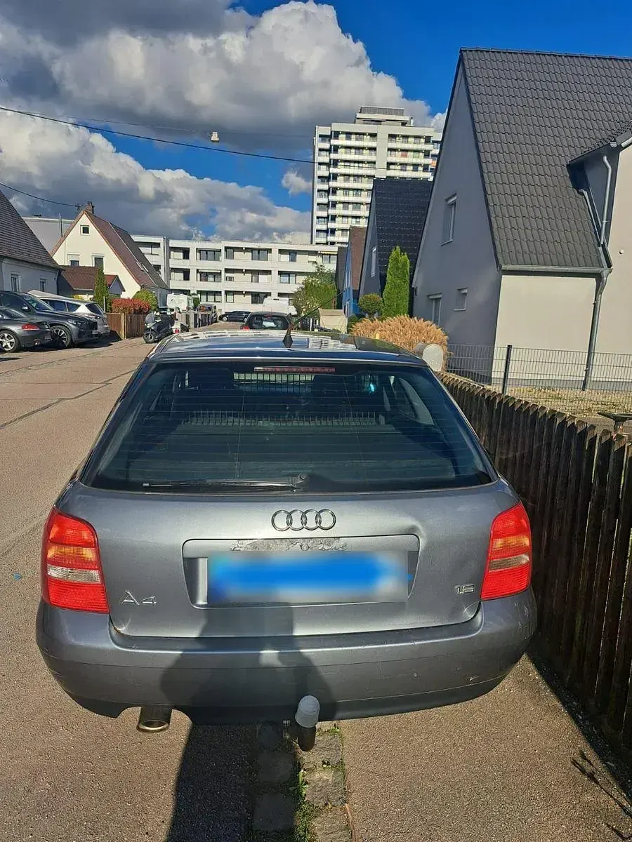 Gebraucht Audi A4 102 PS (75 kW) 2001 Silber Kombi