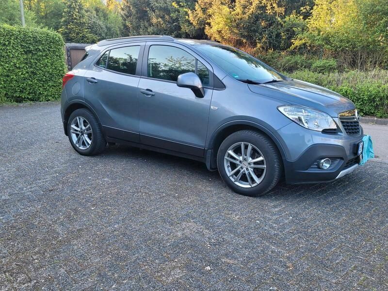 Grau Gebraucht 2013 Opel Mokka SUV | 8.350 € (Fairer Preis) - Bild 1/4