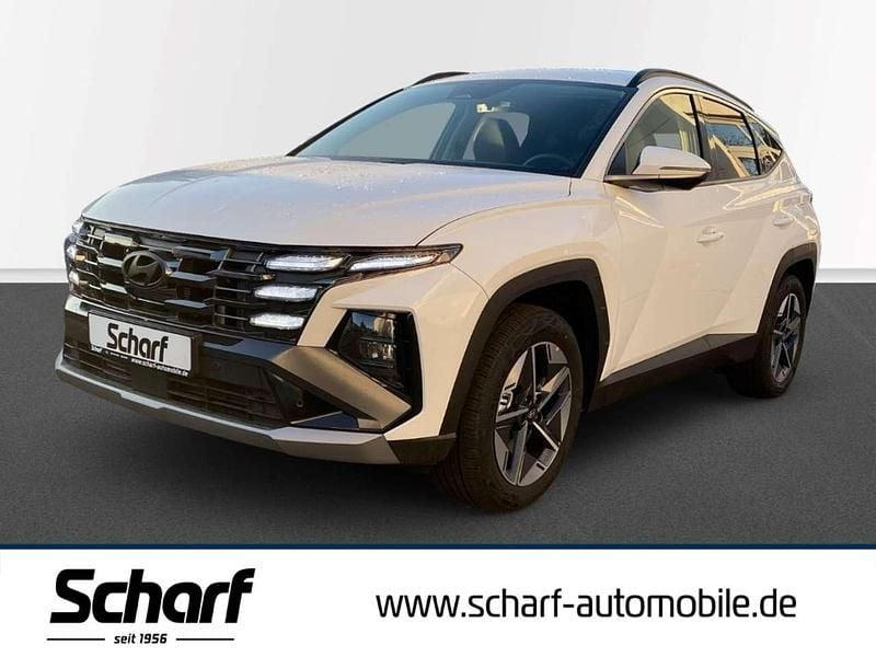 Weiss Gebraucht 2025 Hyundai Tucson Trend SUV | 33.690 € (Guter Preis) - Bild 1/3