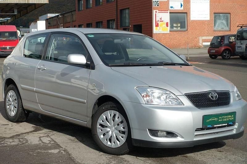 Grau Gebraucht 2003 Toyota Corolla Sol Limousine | 2.490 € (Fairer Preis) - Bild 1/4