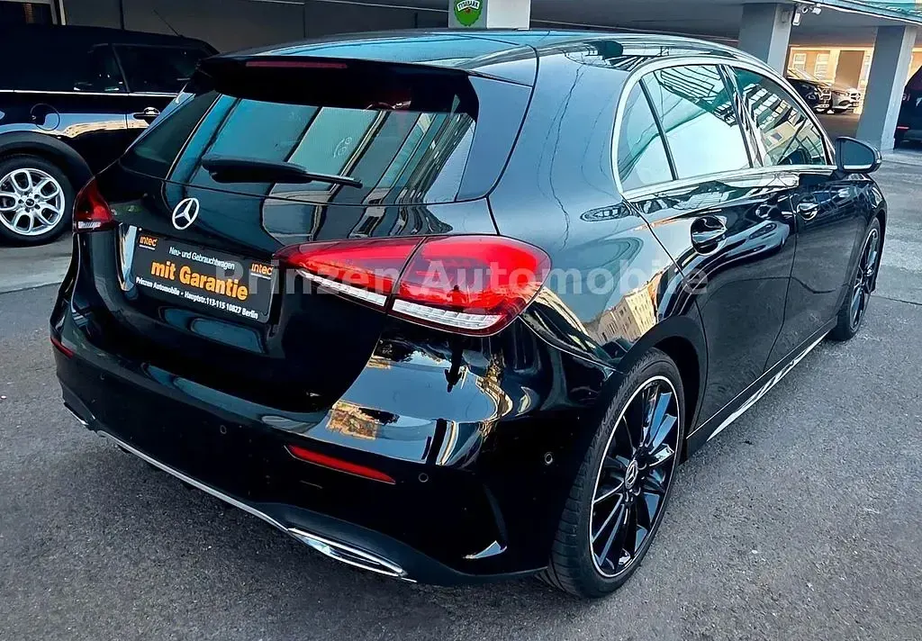 Gebraucht Mercedes A200 AMG Line Premium Plus 150 PS (110 kW) 2022 Schwarz Limousine