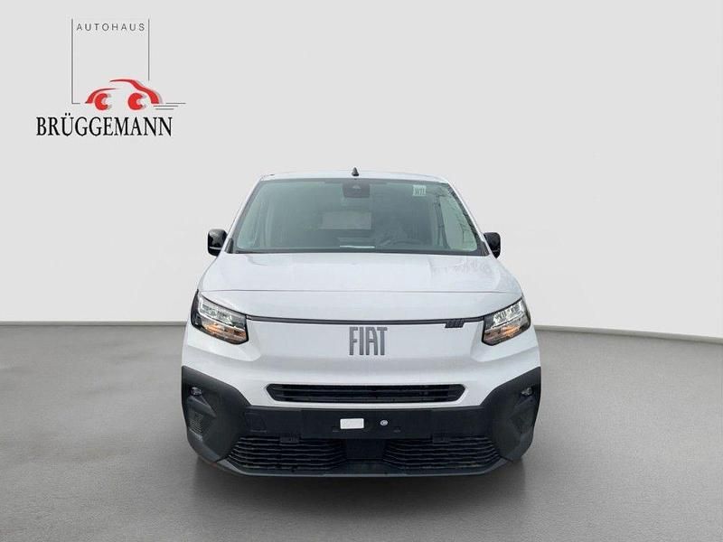 Neu Fiat Doblò 131 PS (96 kW) 2026 Weiß Van / Kleinbus