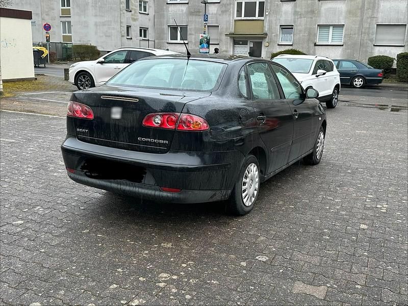 Gebraucht Seat Cordoba 75 PS (55 kW) 2003 Schwarz Limousine