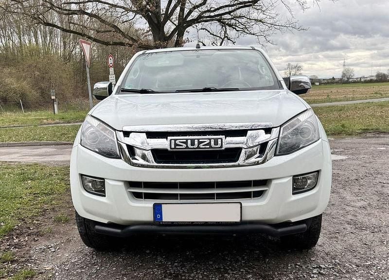 Gebraucht Isuzu D-Max 163 PS (119 kW) 2017 Weiß Pickup