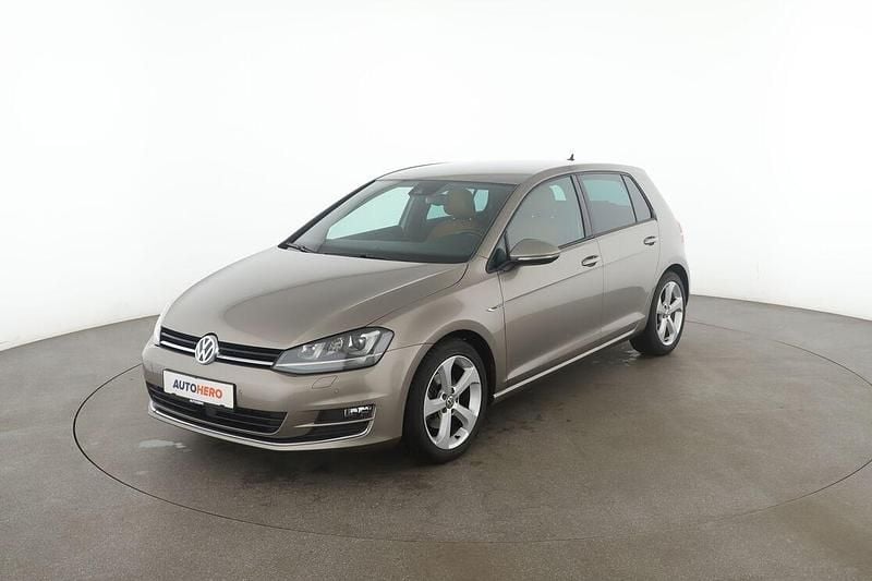 Braun Gebraucht 2015 VW Golf VII Edition Limousine | 14.320 € (Fairer Preis) - Bild 1/3