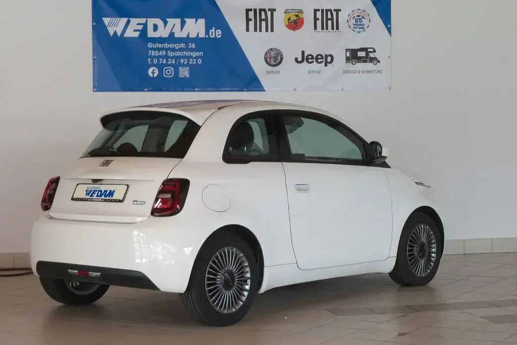 Gebraucht Fiat 500e Icon 69 kW (95 PS) 2023 Weiß Limousine