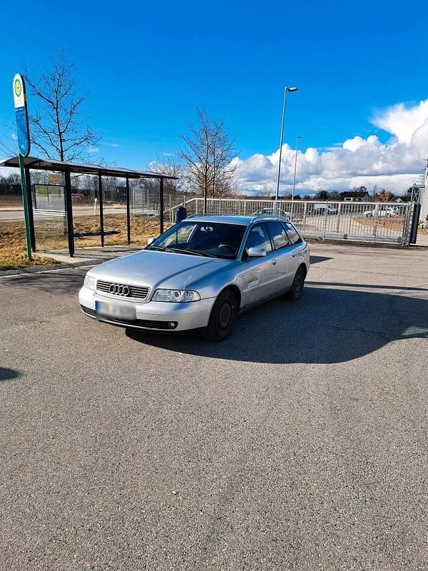 Gebraucht Audi A4 110 PS (80 kW) 1999 Silber Kombi