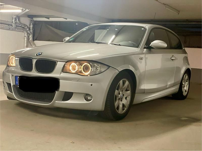 Gebraucht BMW 120 M Sport 170 PS (125 kW) 2008 Silber Kleinwagen