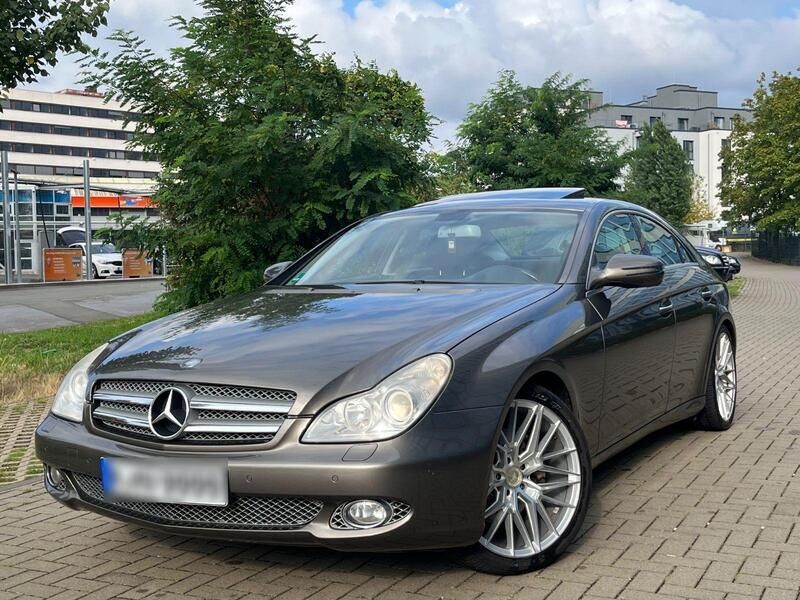 Grau Gebraucht 2009 Mercedes CLS350 AMG Coupé | 13.500 € (Fairer Preis) - Bild 1/4