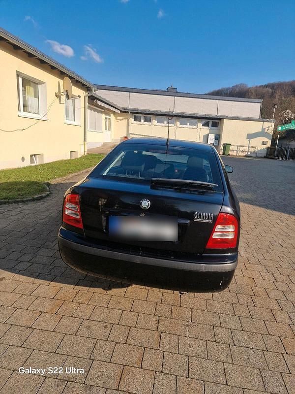 Gebraucht Skoda Octavia 102 PS (75 kW) 2004 Schwarz Limousine