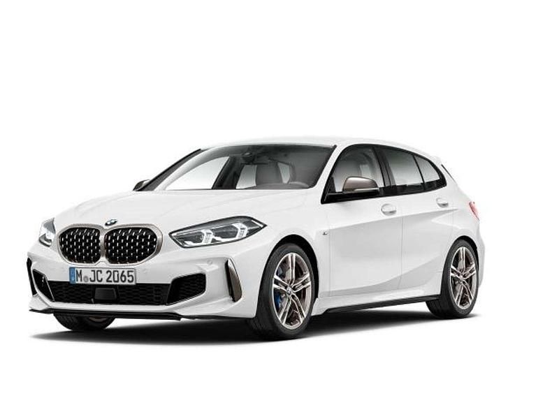 Alpinweiß uni Gebraucht 2022 BMW 135 Sport Line Kleinwagen | 35.930 € (Fairer Preis) - Bild 1/4