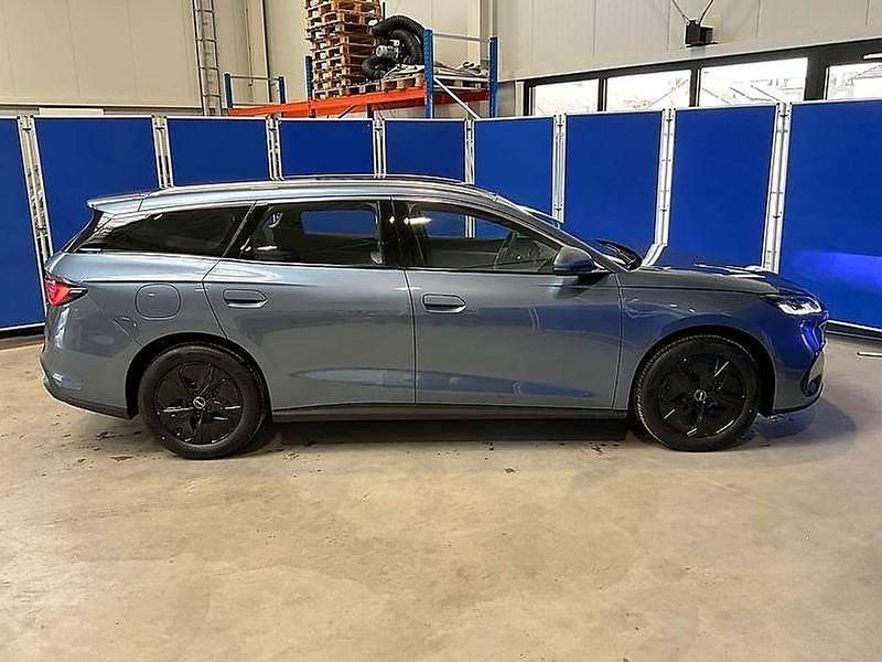 Neu BYD Seal Boost 184 PS (135 kW) 2025 Atlantis blue Kombi