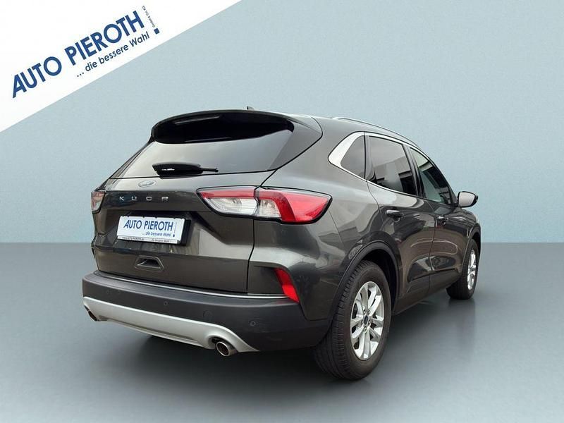 Gebraucht Ford Kuga Titanium 150 PS (110 kW) 2020 Magneticgrau metallic SUV