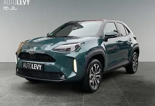 Neu Toyota Yaris Cross 130 PS (95 kW) 2026 Grün SUV