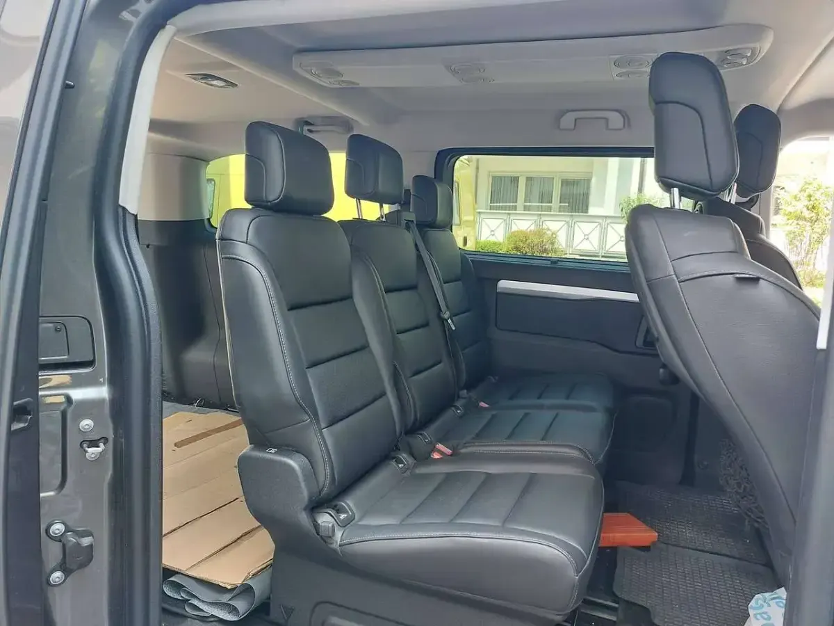 Gebraucht Opel Zafira Life 177 PS (130 kW) 2023 Grau Van / Kleinbus