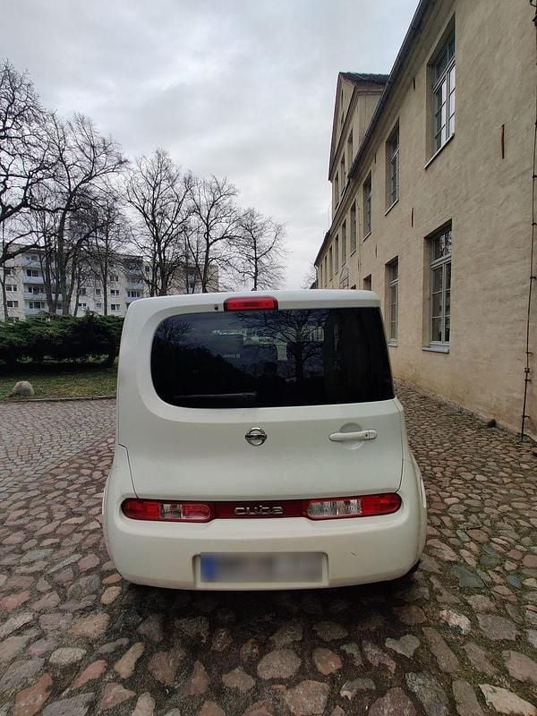 Second-hand Nissan Cube 110 CP (80 kW) 2010 Alb Break