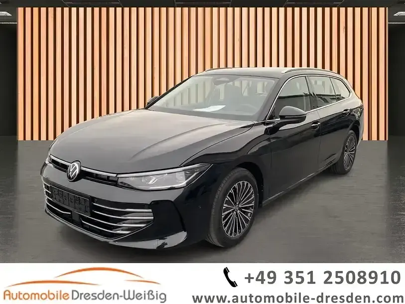 Gebraucht VW Passat Elegance 150 PS (110 kW) 2025 Schwarz Kombi