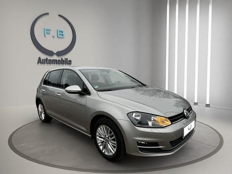Tungsten silver metallic Gebraucht 2014 VW Golf VII Cup Limousine | 10.999 € (Fairer Preis) - Bild 1/4