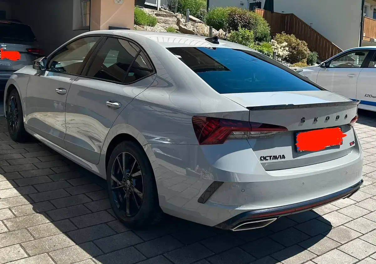 Gebraucht Skoda Octavia RS 245 PS (180 kW) 2021 Grau Limousine
