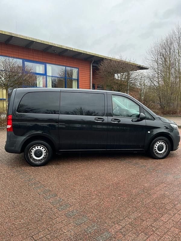 Gebraucht Mercedes Vito 163 PS (119 kW) 2016 Schwarz Van