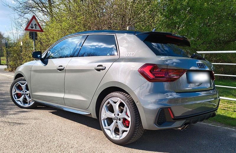 Gebraucht Audi A1 Sportback Edition .1 200 PS (147 kW) 2019 Grau Kleinwagen