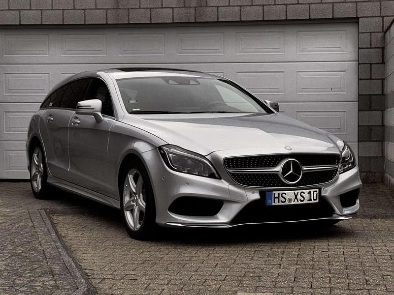 Grau Gebraucht 2015 Mercedes CLS350 Shooting Brake AMG line Kombi | 35.000 € - Bild 1/4
