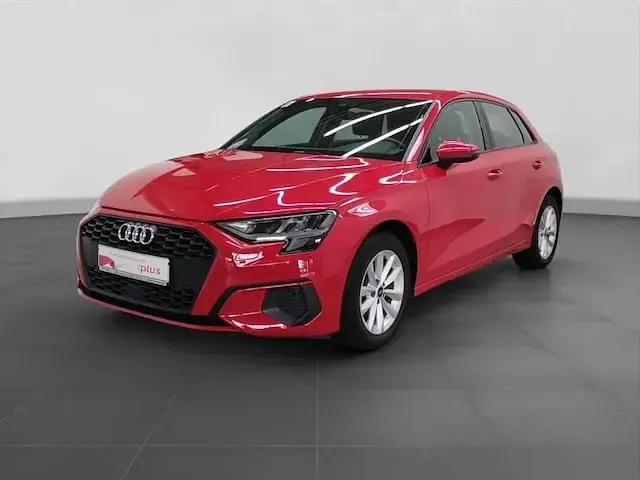 Gebraucht Audi A3 110 PS (80 kW) 2022 Tangorot metallic Limousine