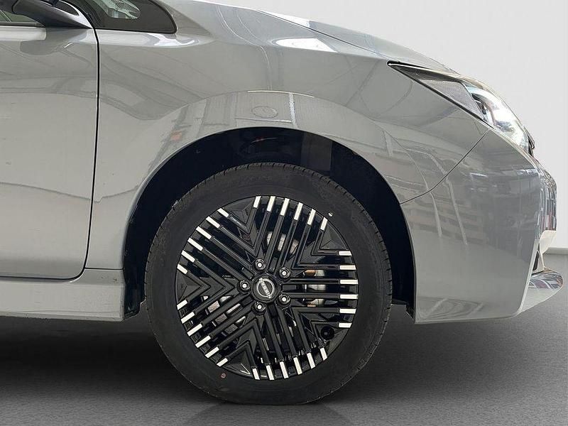 Gebraucht Nissan Leaf Tekna 160 kW (218 PS) 2023 Grau Kleinwagen