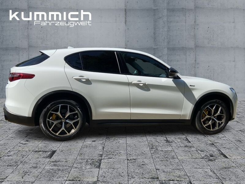 Gebraucht Alfa Romeo Stelvio Sprint 200 PS (147 kW) 2020 Weiß SUV