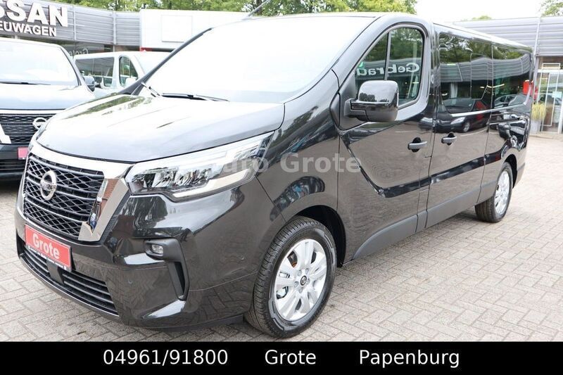 Schwarz Gebraucht 2024 Nissan Primastar Tekna Van / Kleinbus | 52.990 € - Bild 1/4