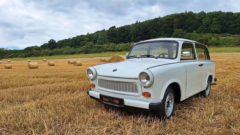 Weiß Gebraucht 1988 Trabant 601 Kombi | 12.850 € - Bild 1/4