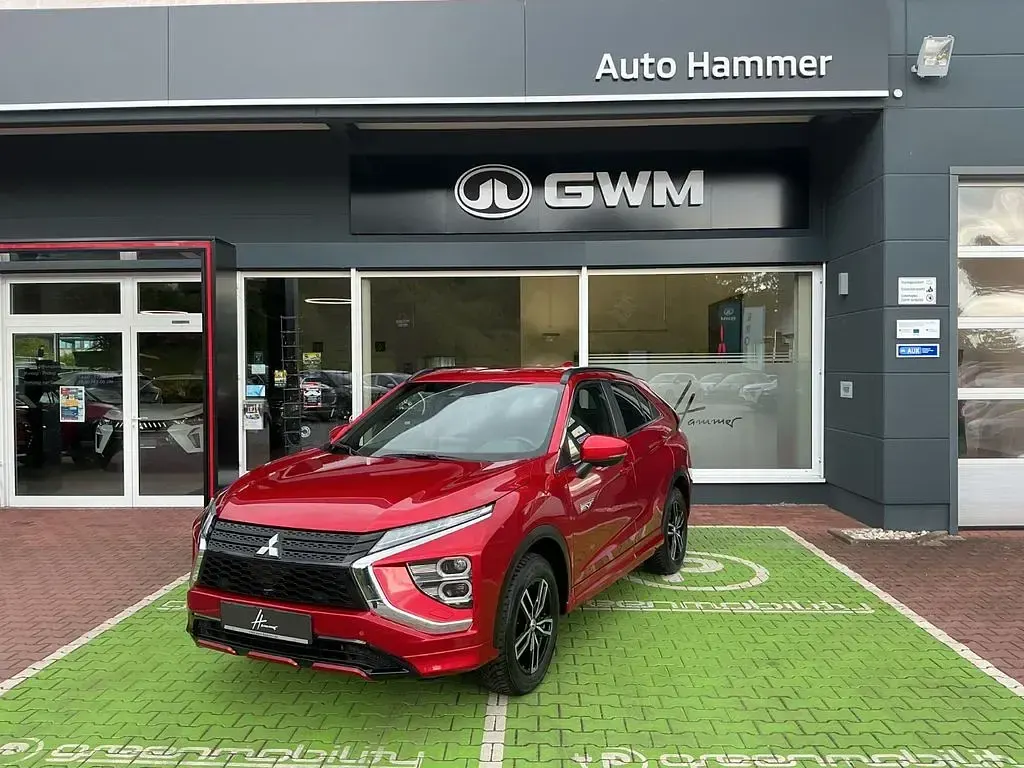 Używany Mitsubishi Eclipse Cross Plus 188 KM (138 kW) 2022 Czerwony SUV