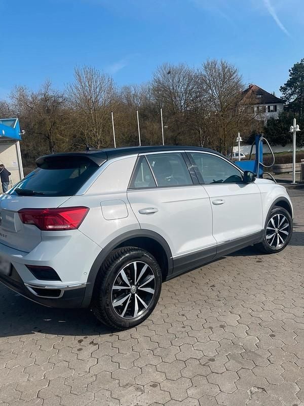 Gebraucht VW T-Roc 150 PS (110 kW) 2019 Weiß SUV